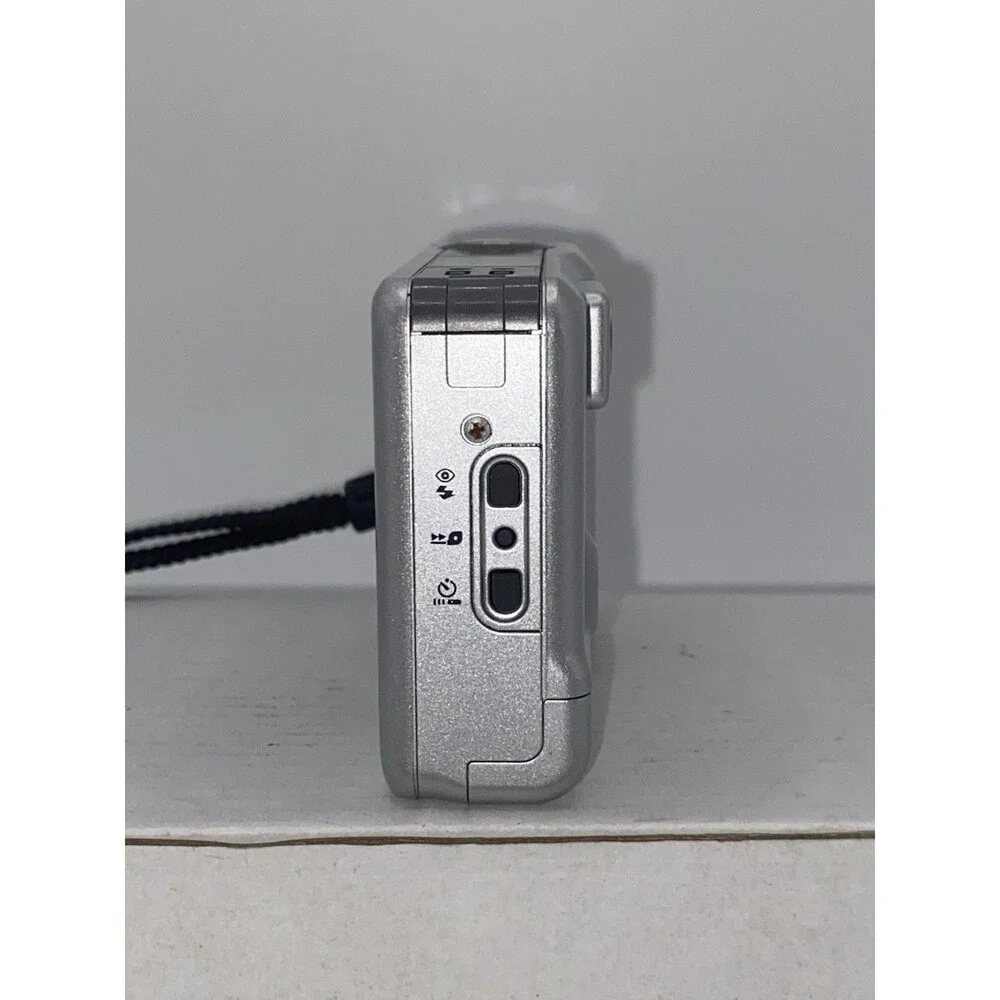 Canon ELPH Jr Compact APS Film Camera Vintage Point & Shoot